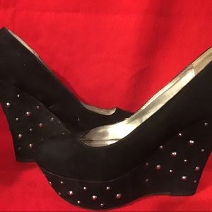 SM New York Rhinestone Pumps
